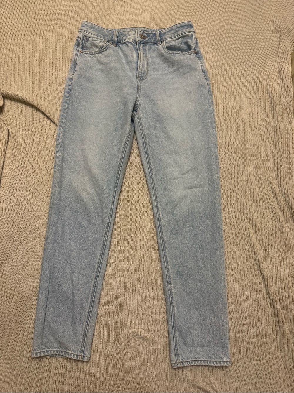American Eagle Mom Jeans